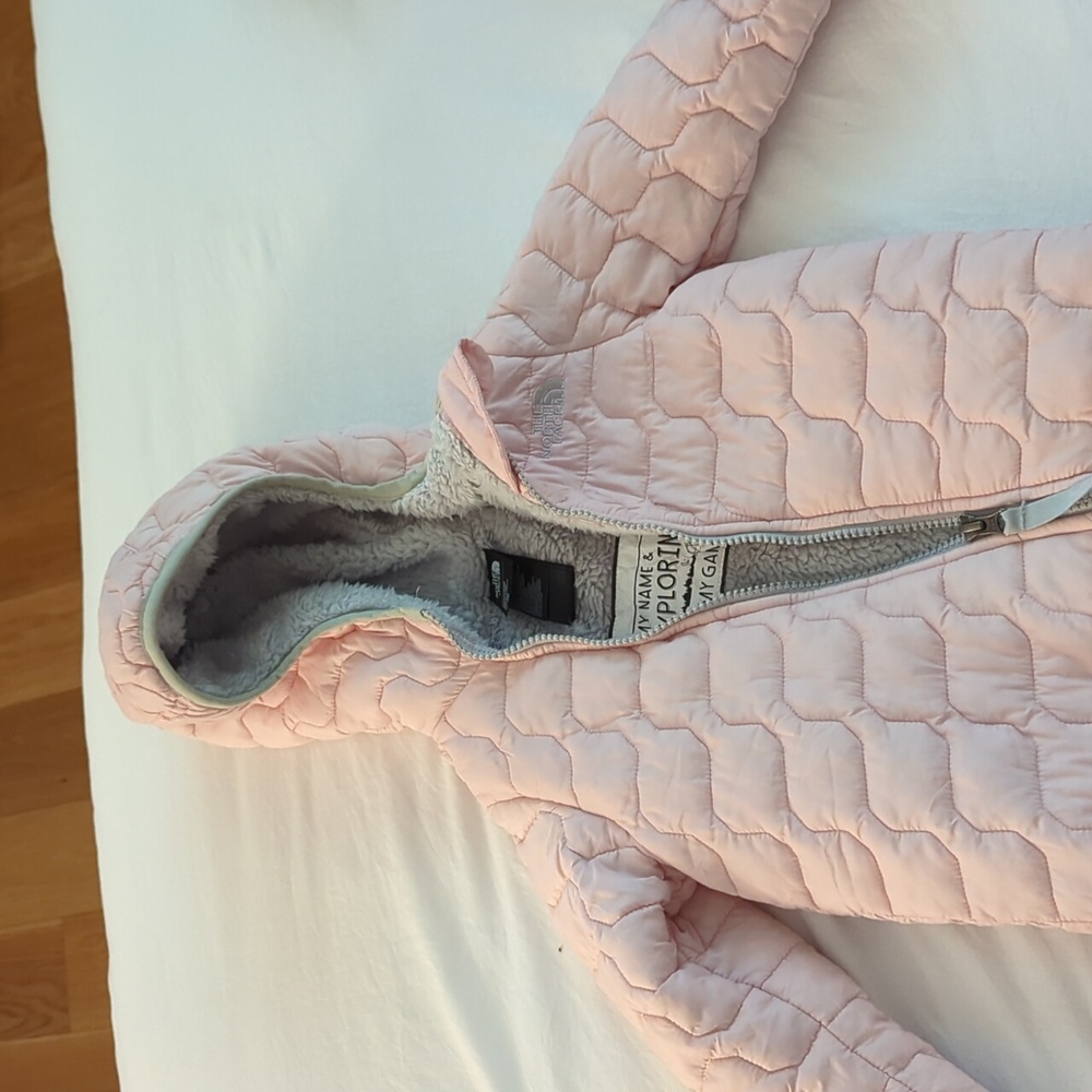 North face pink bunting 12-18 mos